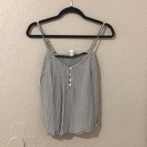 NWOT Old Navy Crop Top